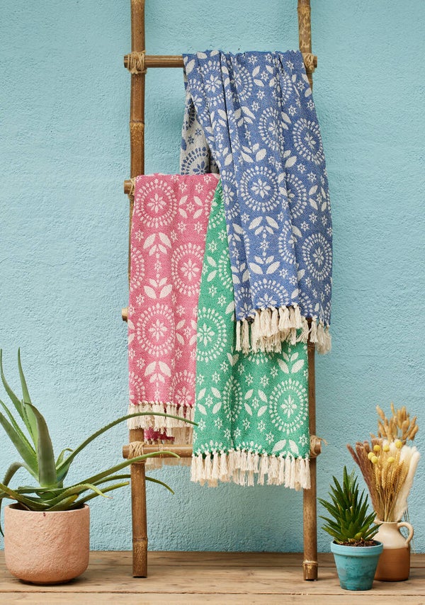 Colourful Jacquard Woven Throw Blanket | 100% Recycled Cotton Sofa Throw with Hand-Tied Fringe | Eco-Friendly Home Décor