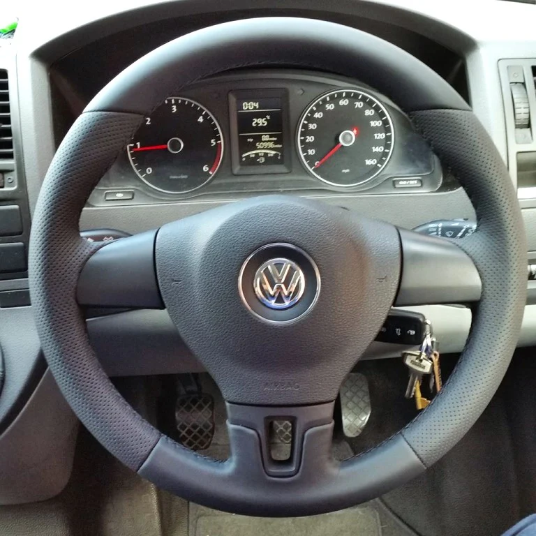 Voll Leahter Schwarz (Seiten Gelocht) Golf 6