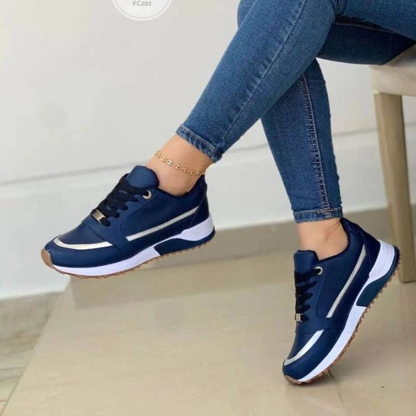 Stylish Round Toe Platform Sneakers