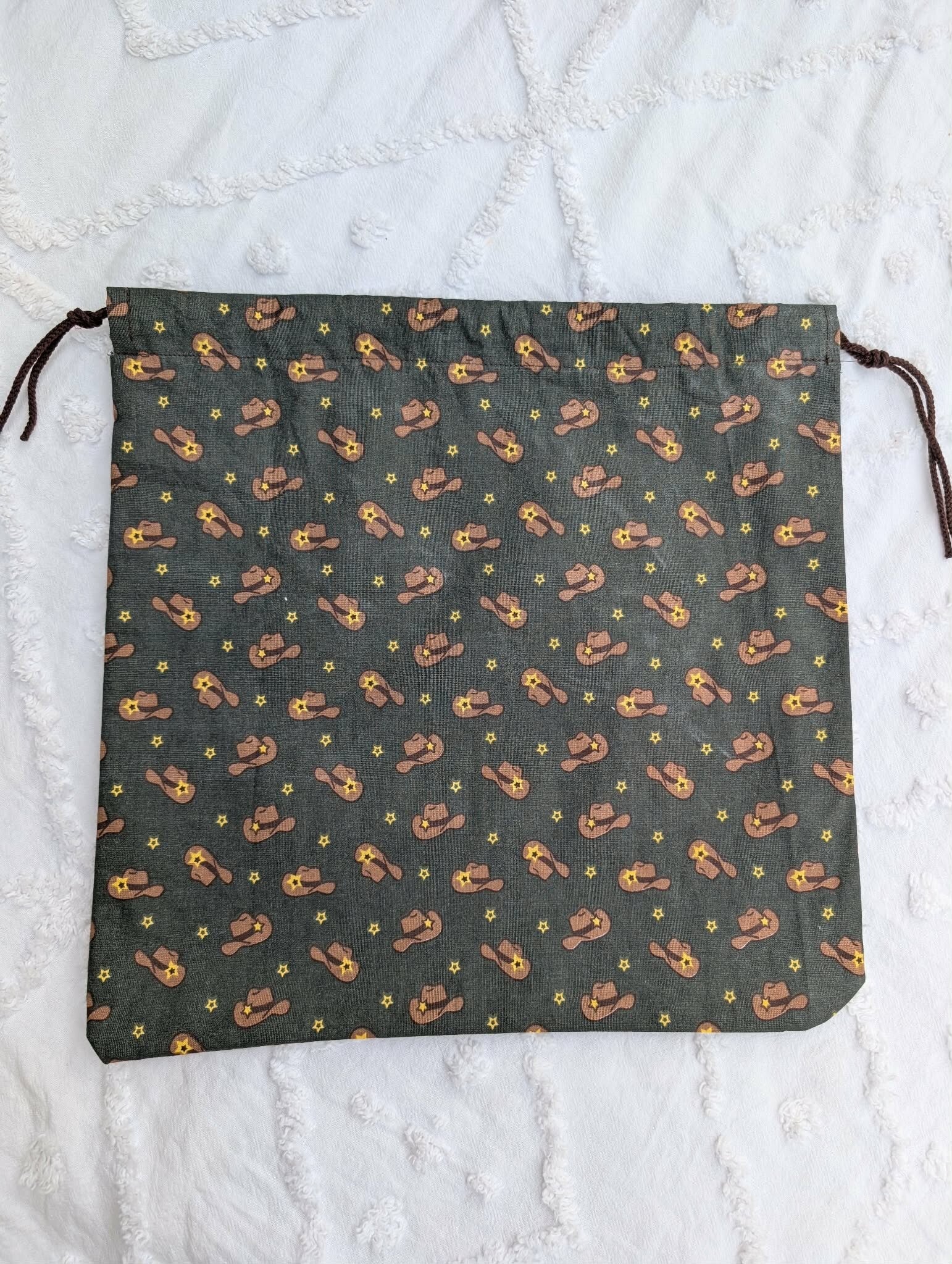 pochette - Chapeau Brun