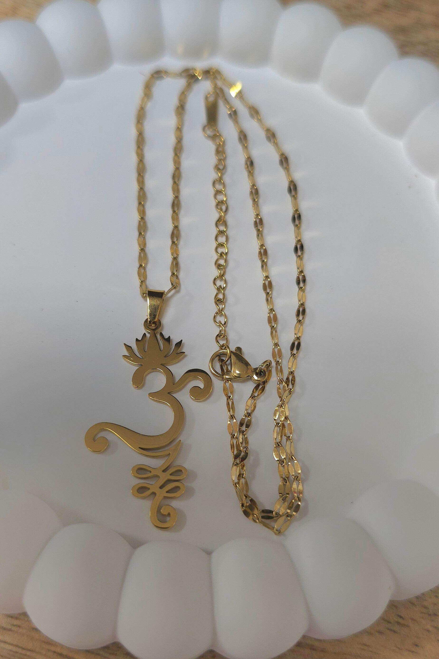 Ohm Lotus Ketting
