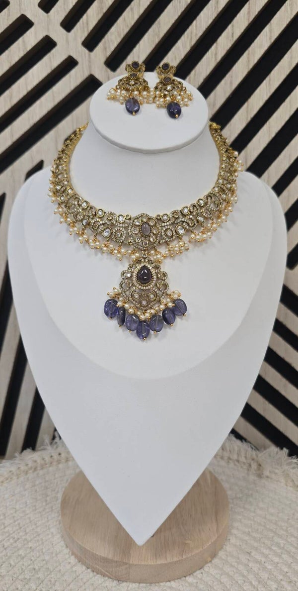 Meesha Paarse set