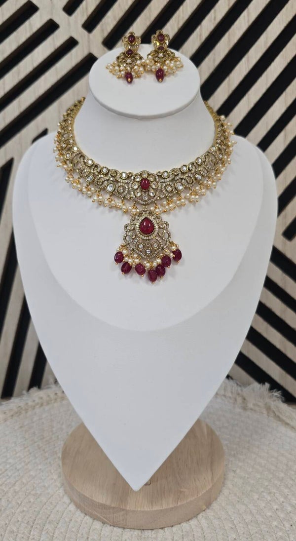 Meesha rood