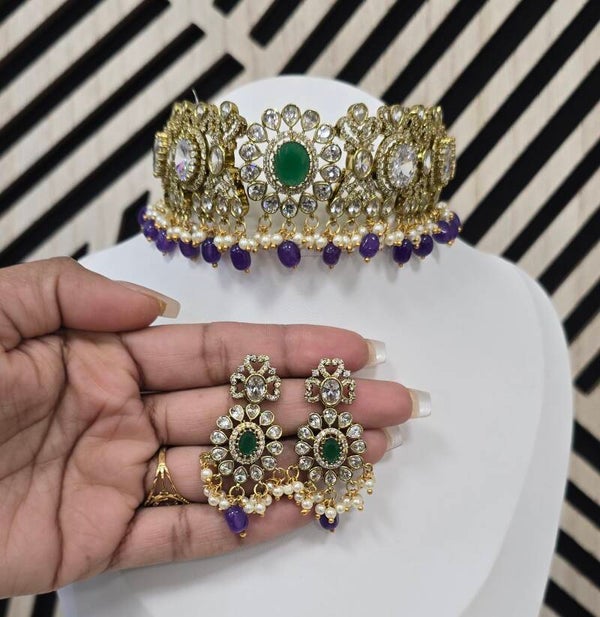 Meenakshi choker set Paars