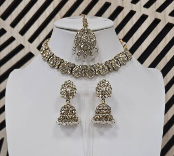 Choker set Diyara
