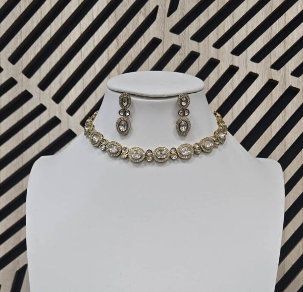 Kundan choker set