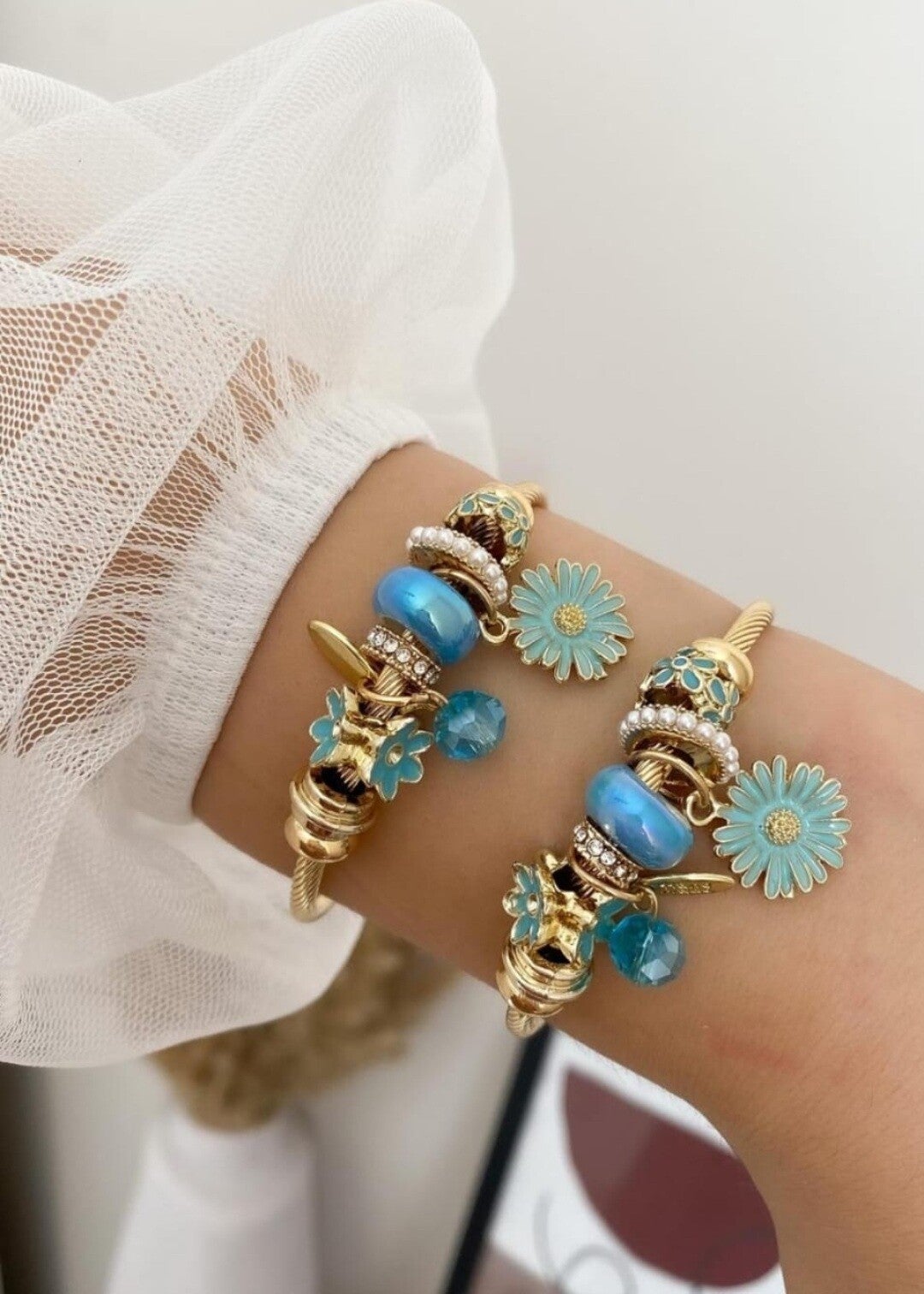 Blue flower Bedelarmband