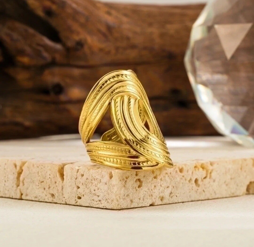 Diva 1 Ring