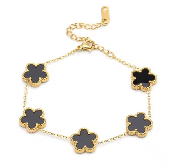 Daisy's Armband