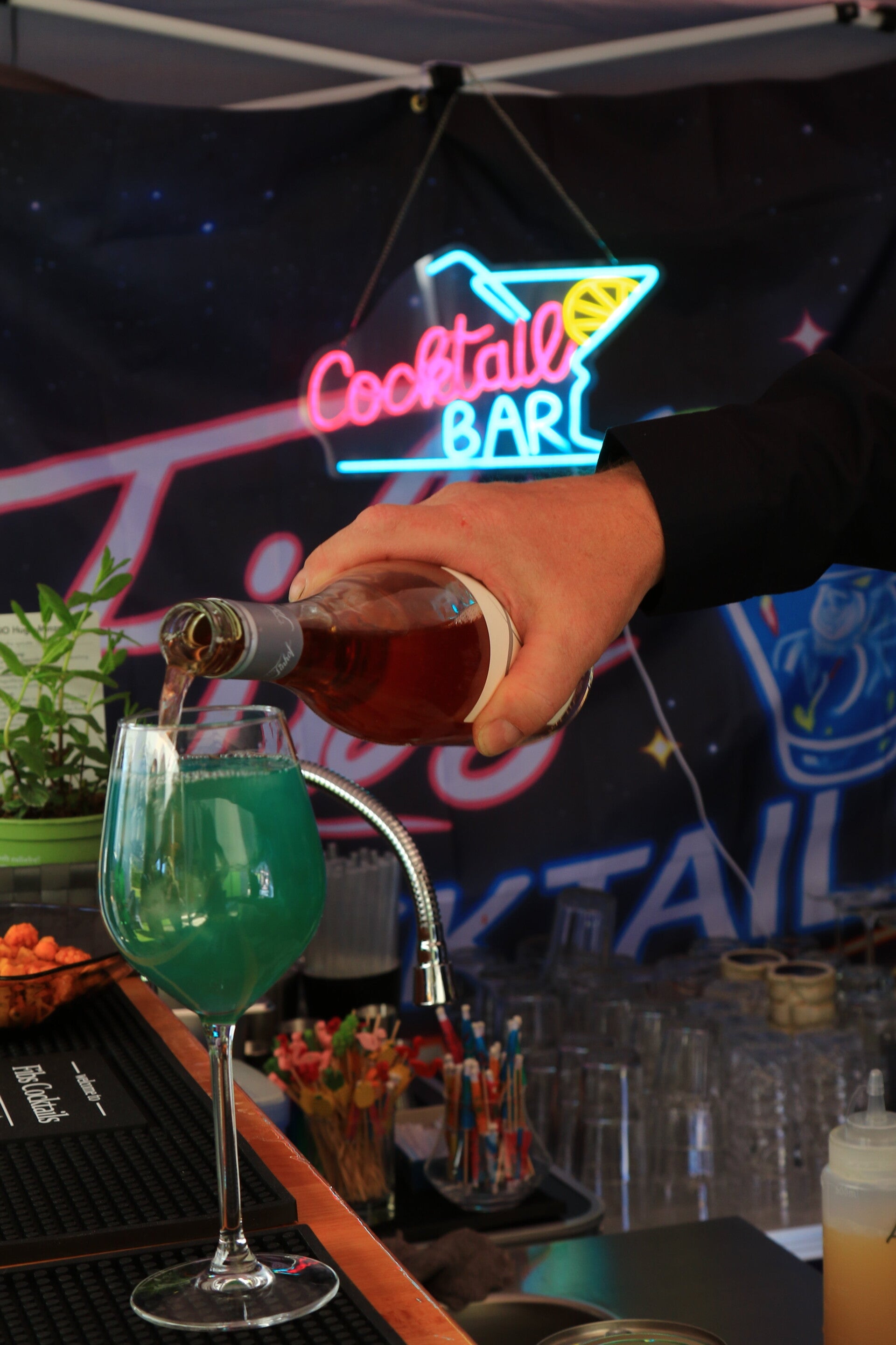 party-96-standard-hd9w32.jpg