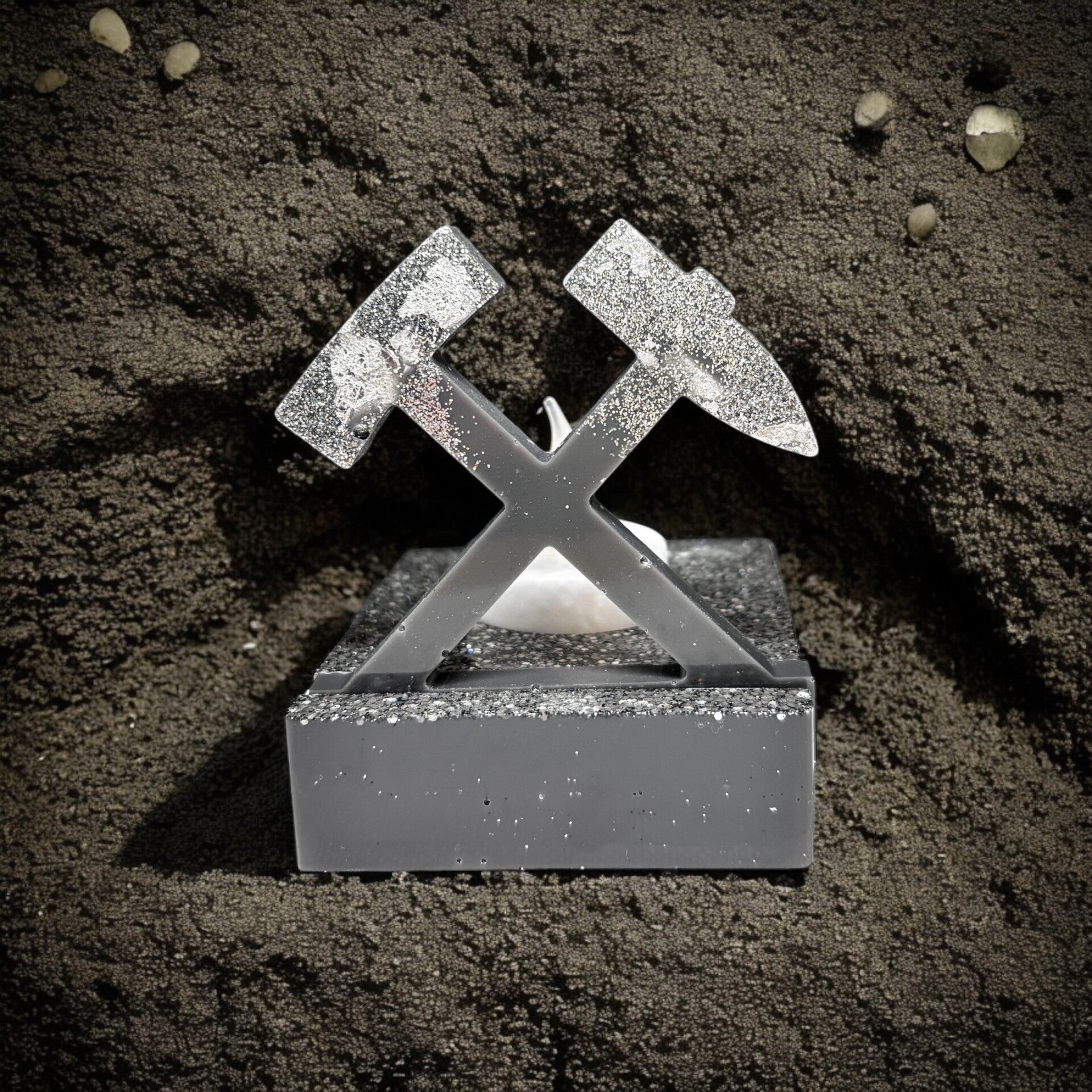 Bergmannzeichen mit passenden Standfuß