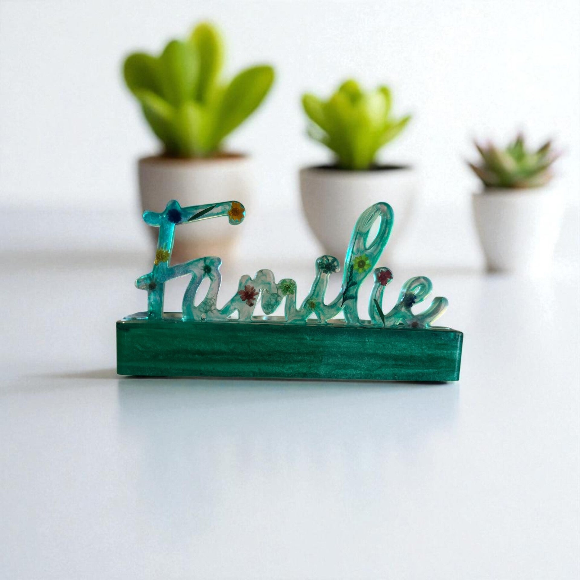 Schriftzug Familie mit Standfuß mit 3 Teelichtern