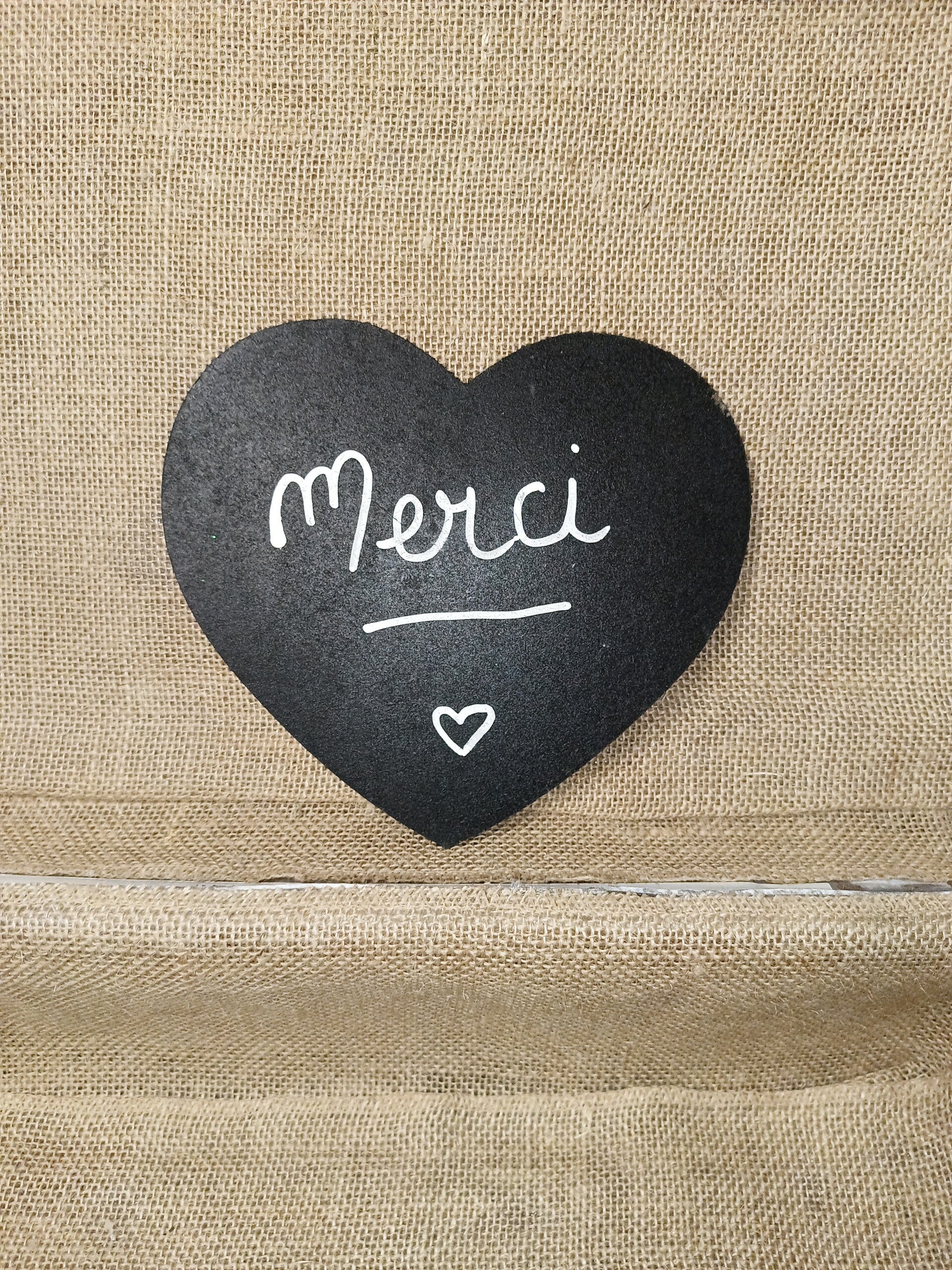 Petit cœur en bois "merci"