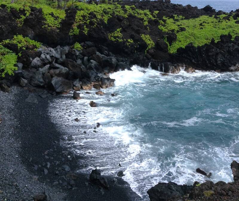 maui-hike-standard-0drgsg.jpg