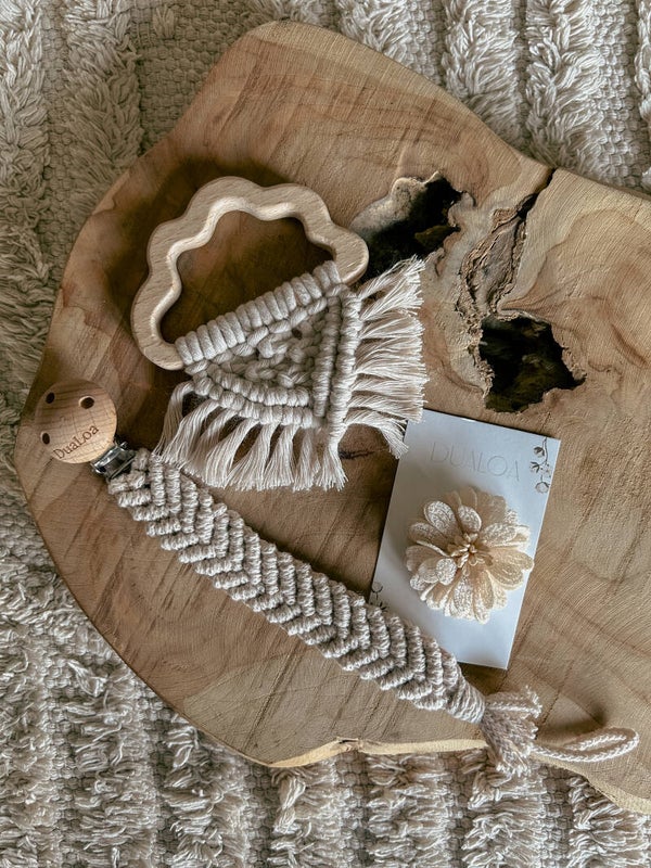 Cadeauset Speenkoord, Bijtring en Anti-slip haarspeldje - Beige