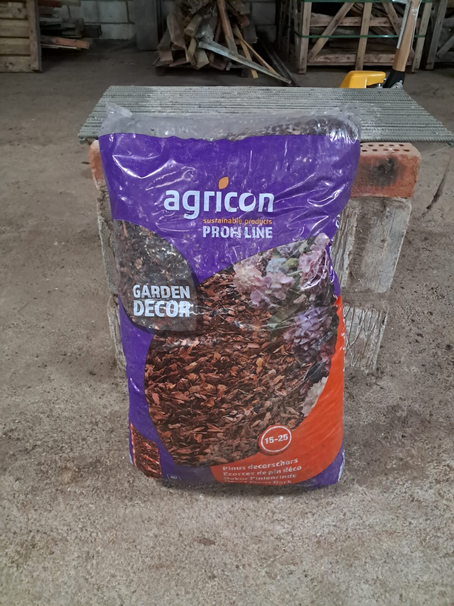 Garden decor Premium 15-25 60L