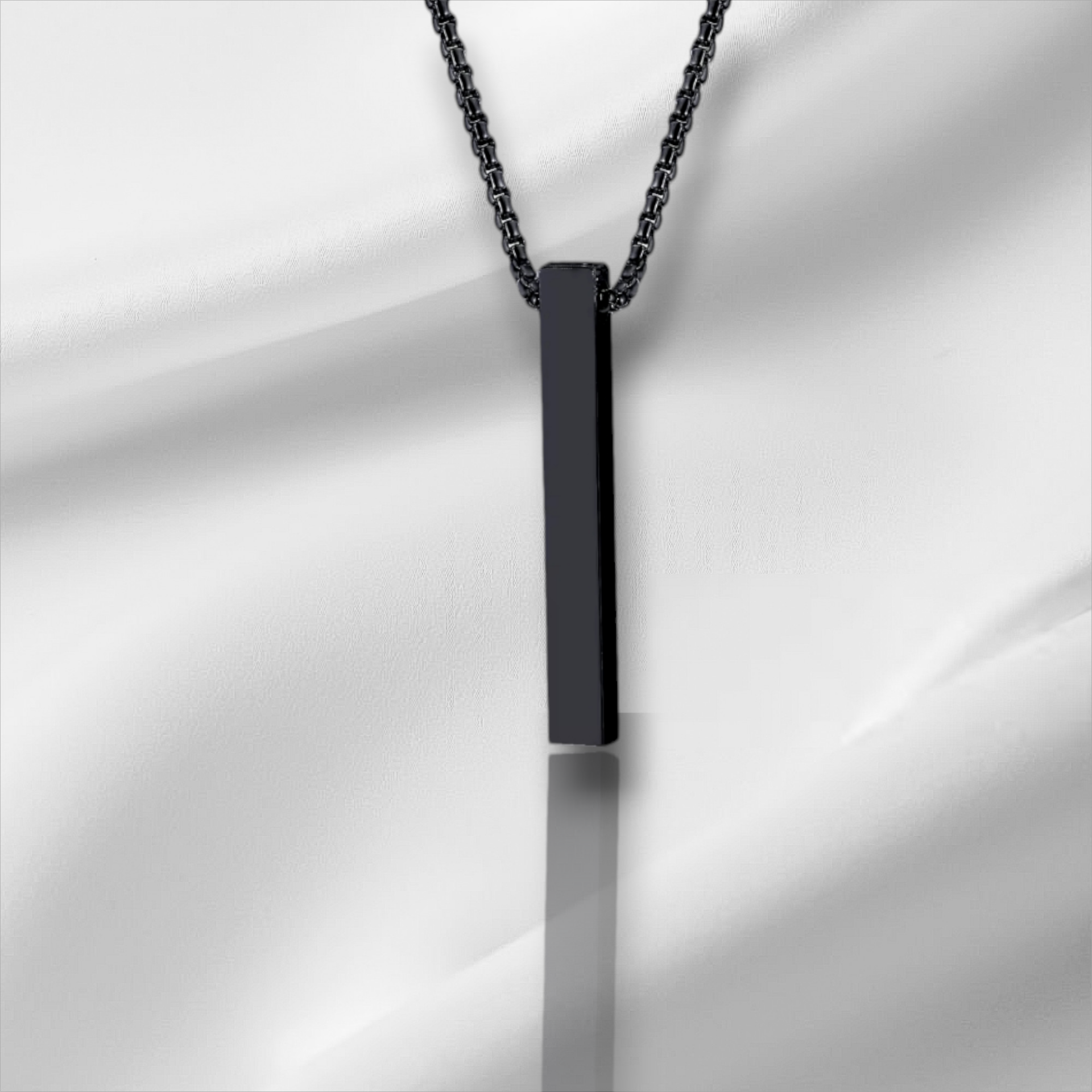 Stainless Steel Pendant Necklace Pattern Pilar Black.