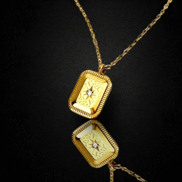 Square pendant with zirconia stone.