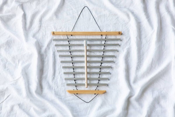 Equilibrium Swing Chimes