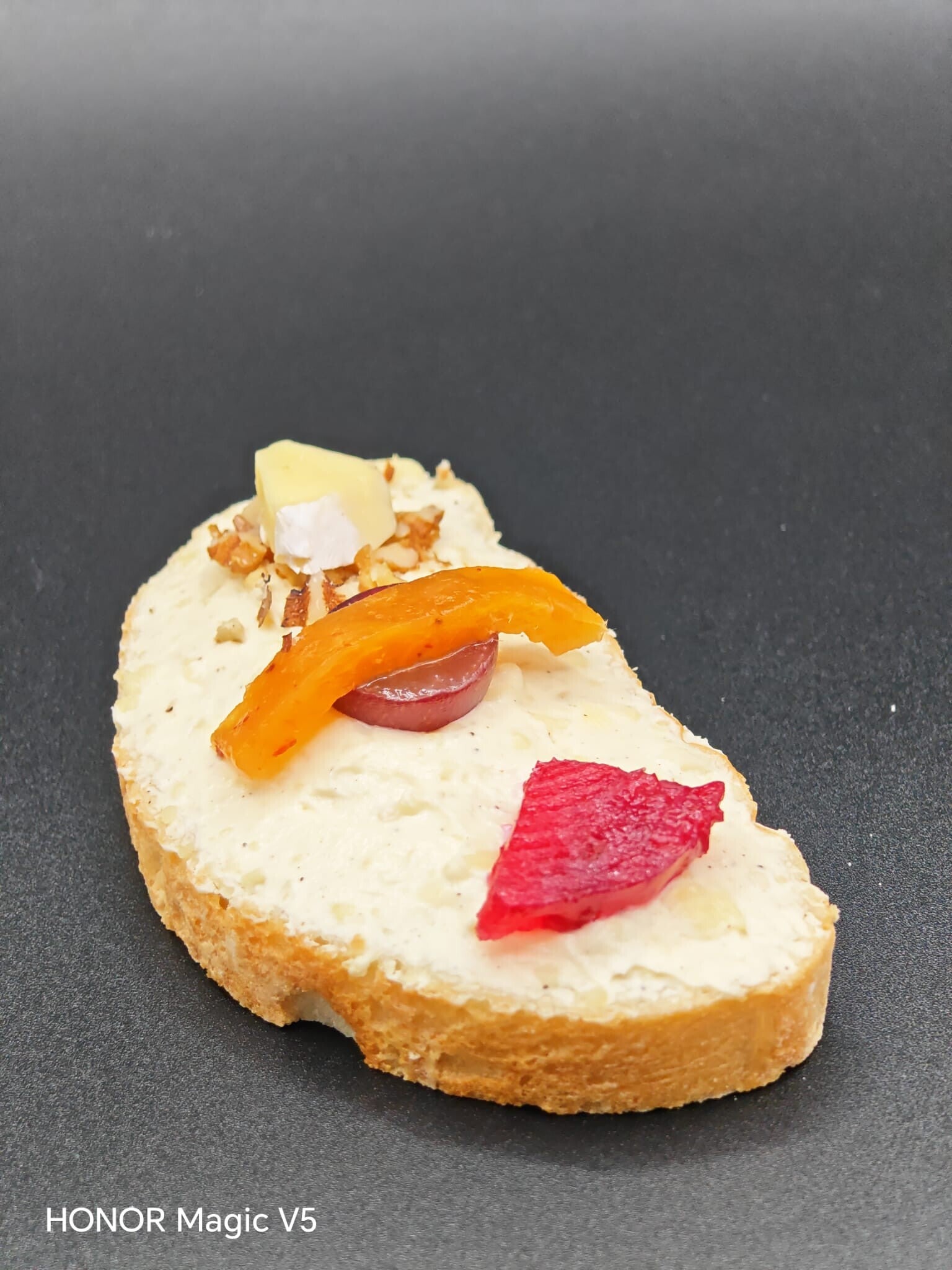Camembert Aufstrich Brötchen