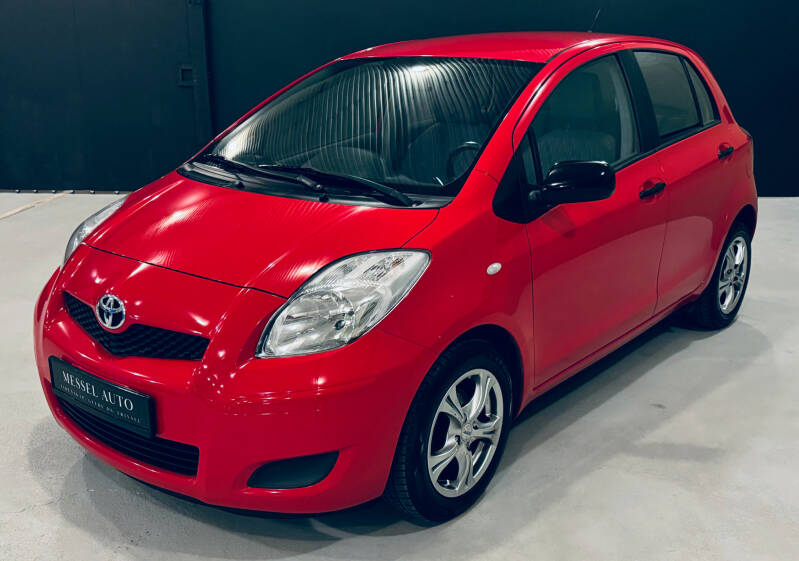 yaris-standard.jpg