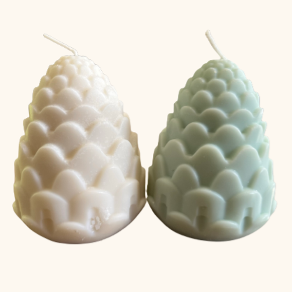 Dennenappel gesloten - wit & turquoise