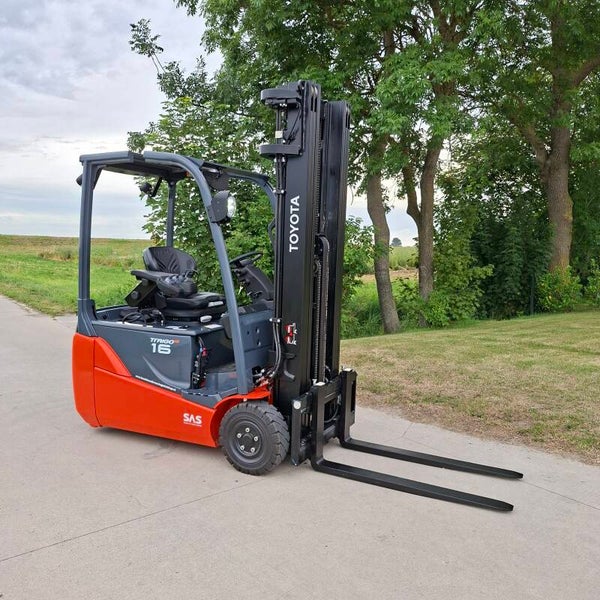 Verkocht! Nieuwe Toyota Traigo 48 1.6 ton triplomast sideshift