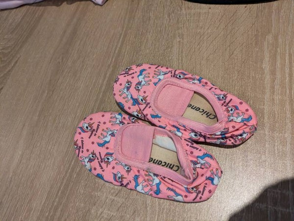 Roze eenhoorn schoentjes - maat 25/26