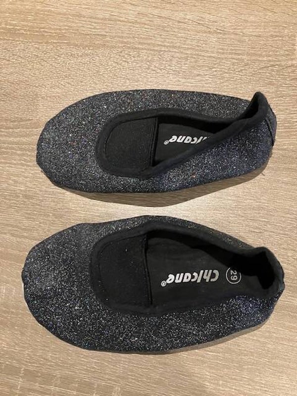 Zwarte glitterschoentjes - maat 29