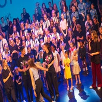 vam-out-of-control-voorstelling-2025-476-standard.jpg