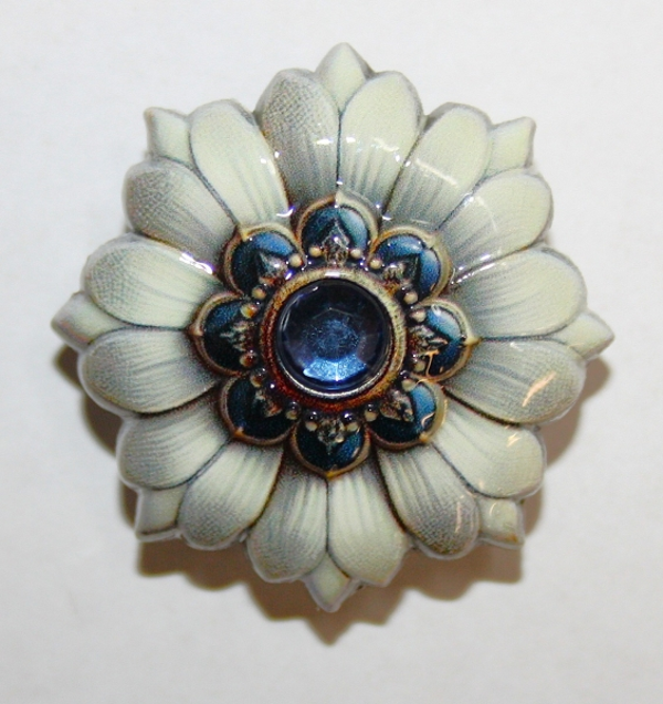Concho - Flower - Narcissus - 32mm