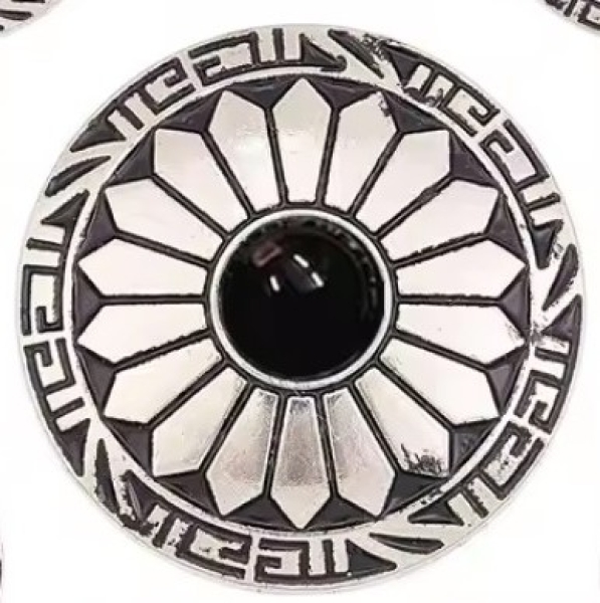 Concho - 30mm - Black