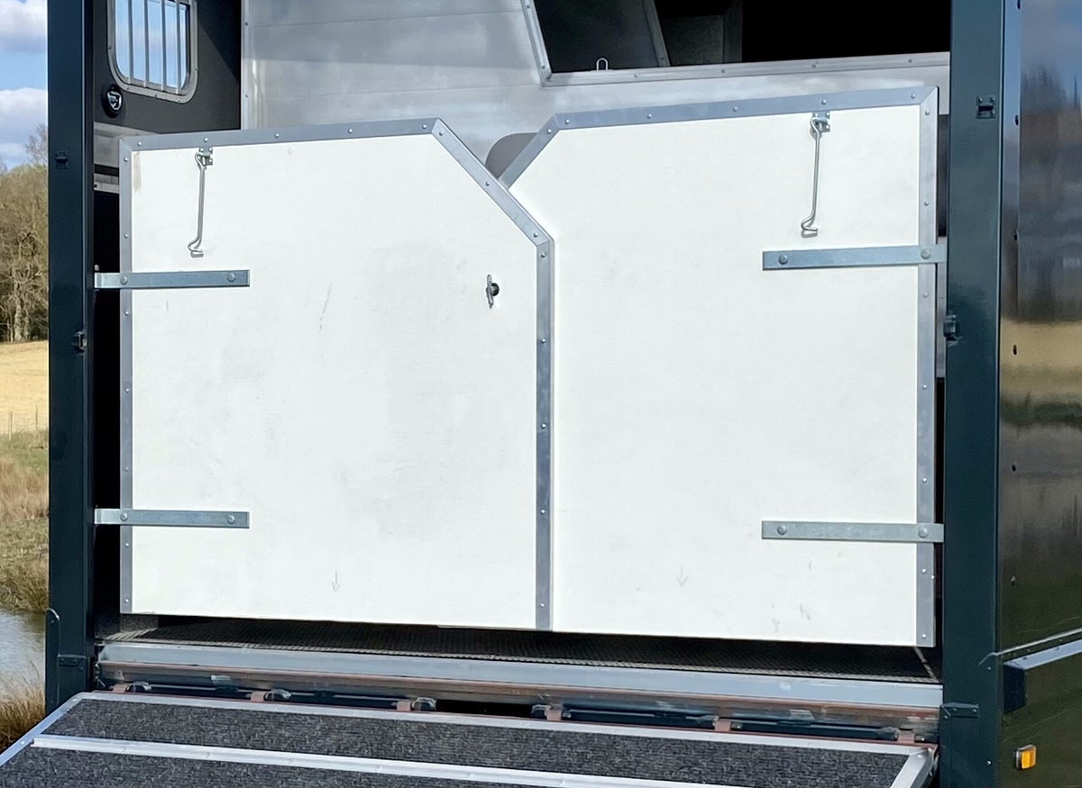 Horsebox Ramp Doors GRP Pair) Aspire Horsebox Supplies