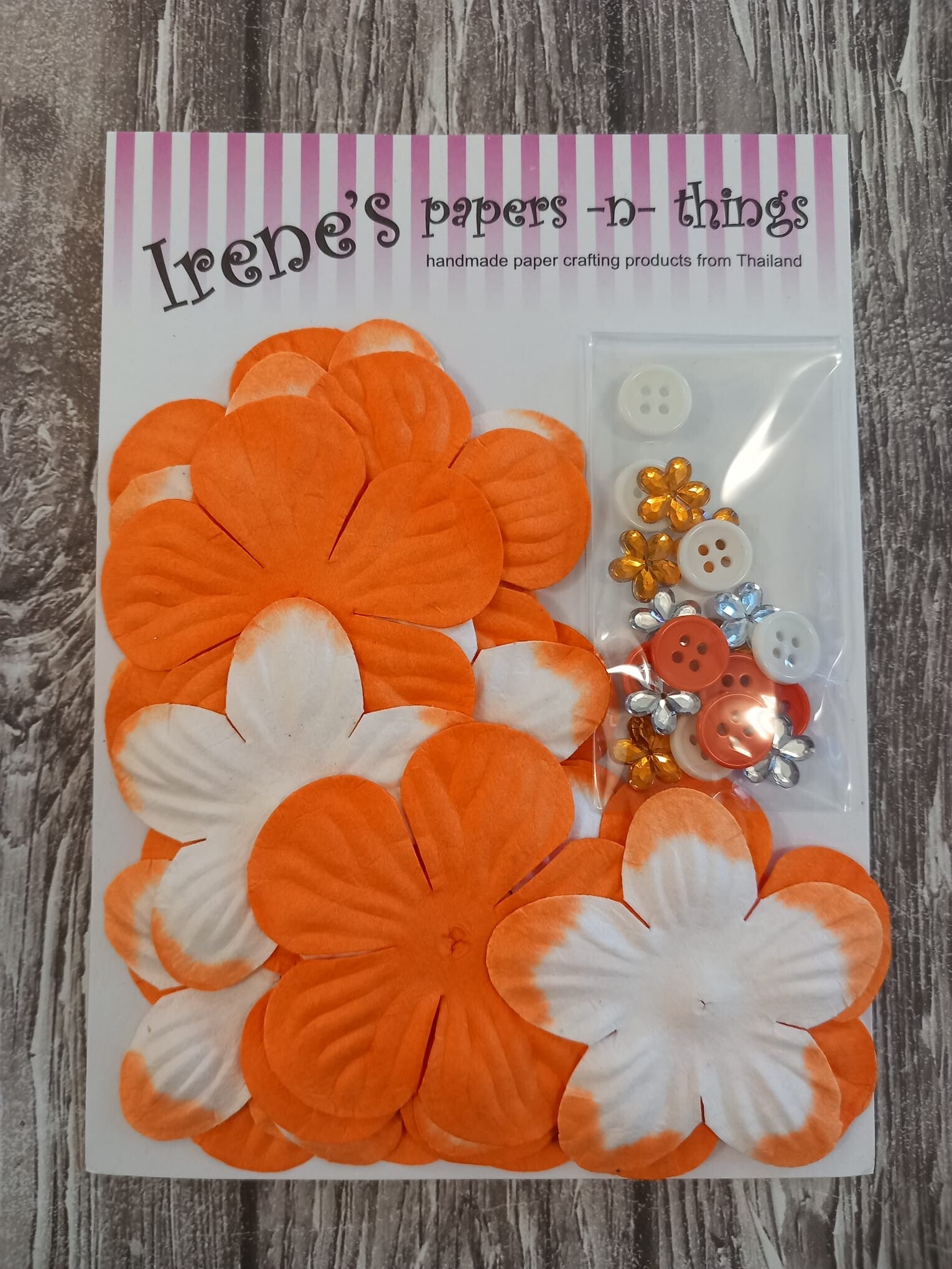 FE-44318 diverse bloemen oranje/wit
