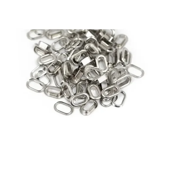 735145 - We R Makers • Crop-A-Dile Oval Eyelets Silver 50pcs