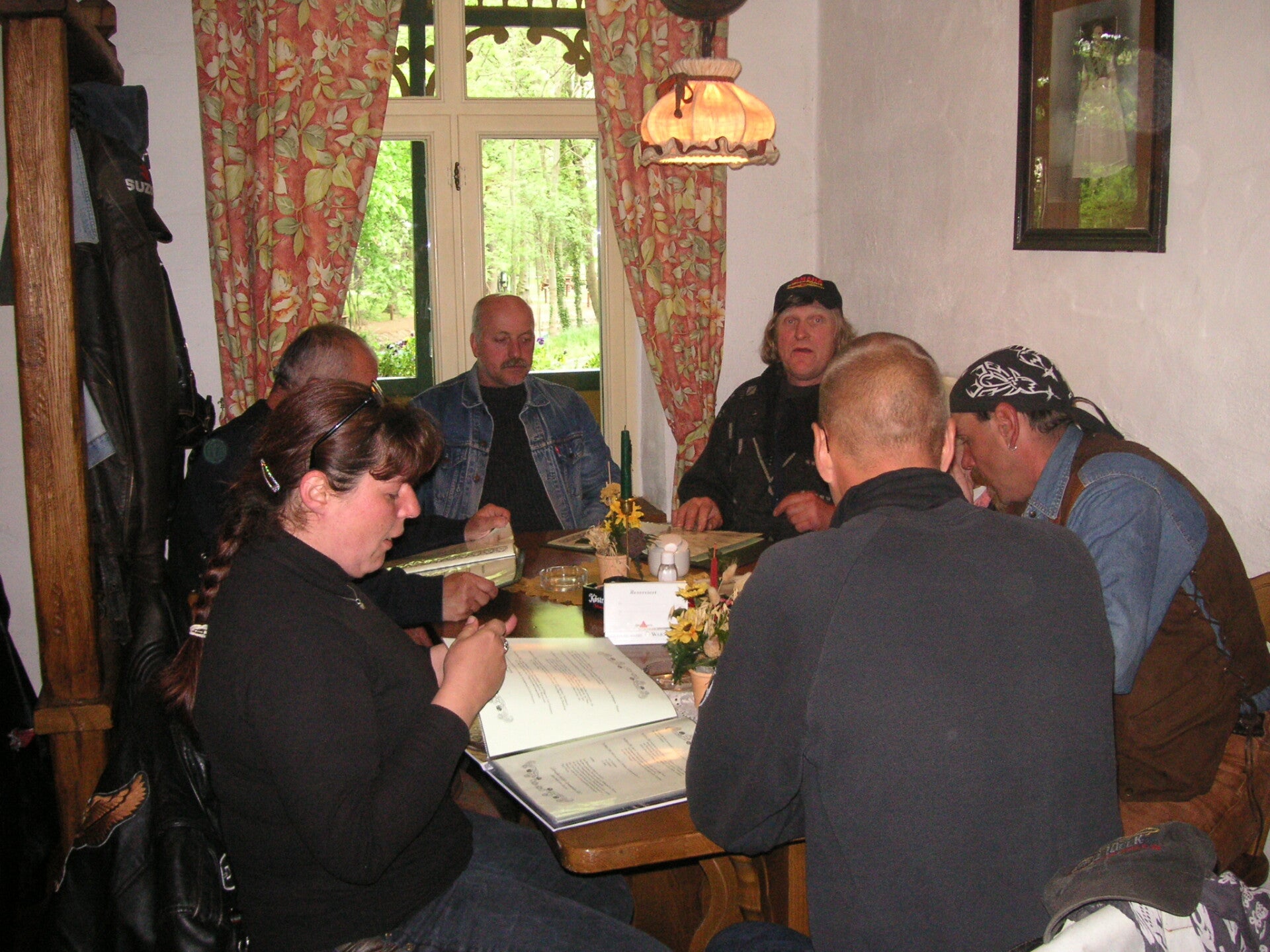 byhlegure-2005-073-standard-3noqn3.jpg