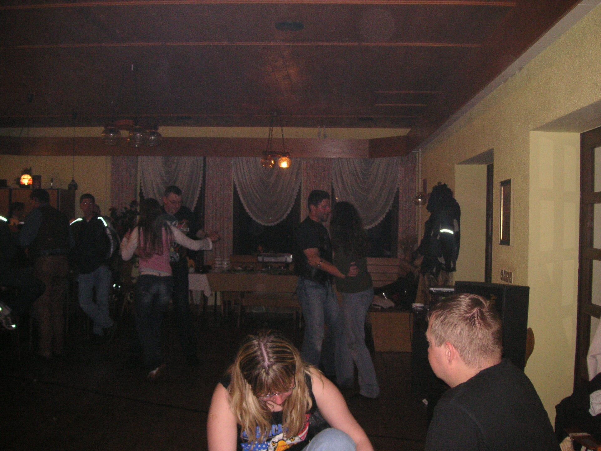 byhlegure-2005-085-standard-he6vxv.jpg