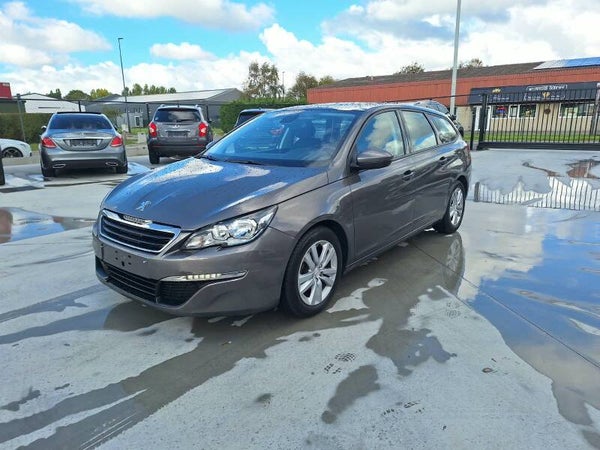 Peugeot 308 SW 1.2i PureTech | Airco | Navigatie | Pano