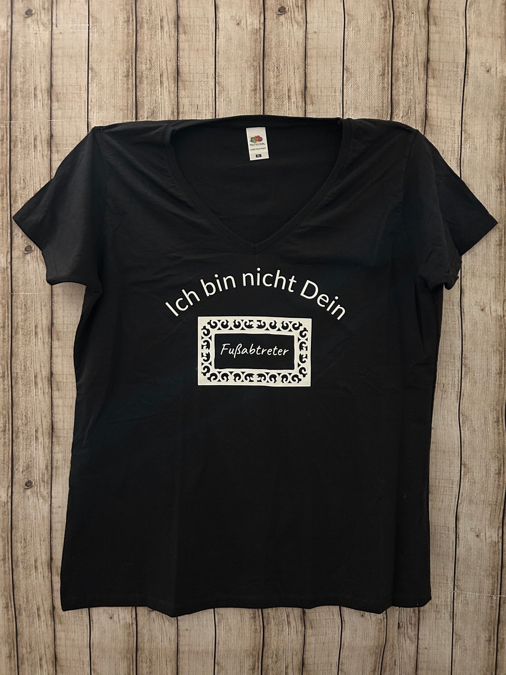 Damen T-Shirt „Ich bin nicht dein Fußabtreter“ – Schwarz, Gr. XL | Angebot