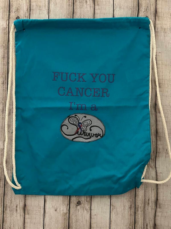 Turnbeutel „Fuck You Cancer – Survivor“ mit Schmetterling – Türkis