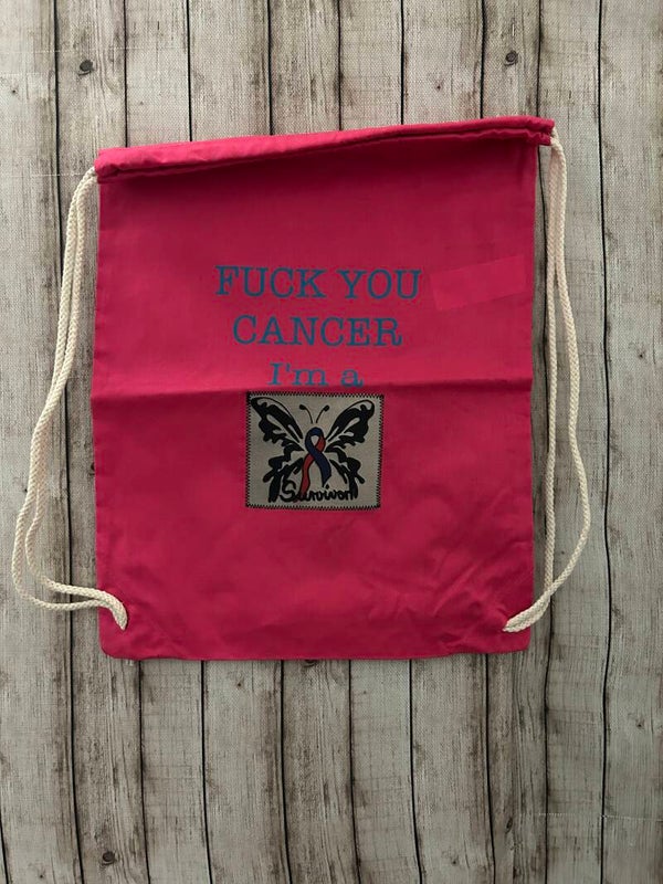 Turnbeutel „Fuck You Cancer – Survivor“ mit Schmetterling – Pink