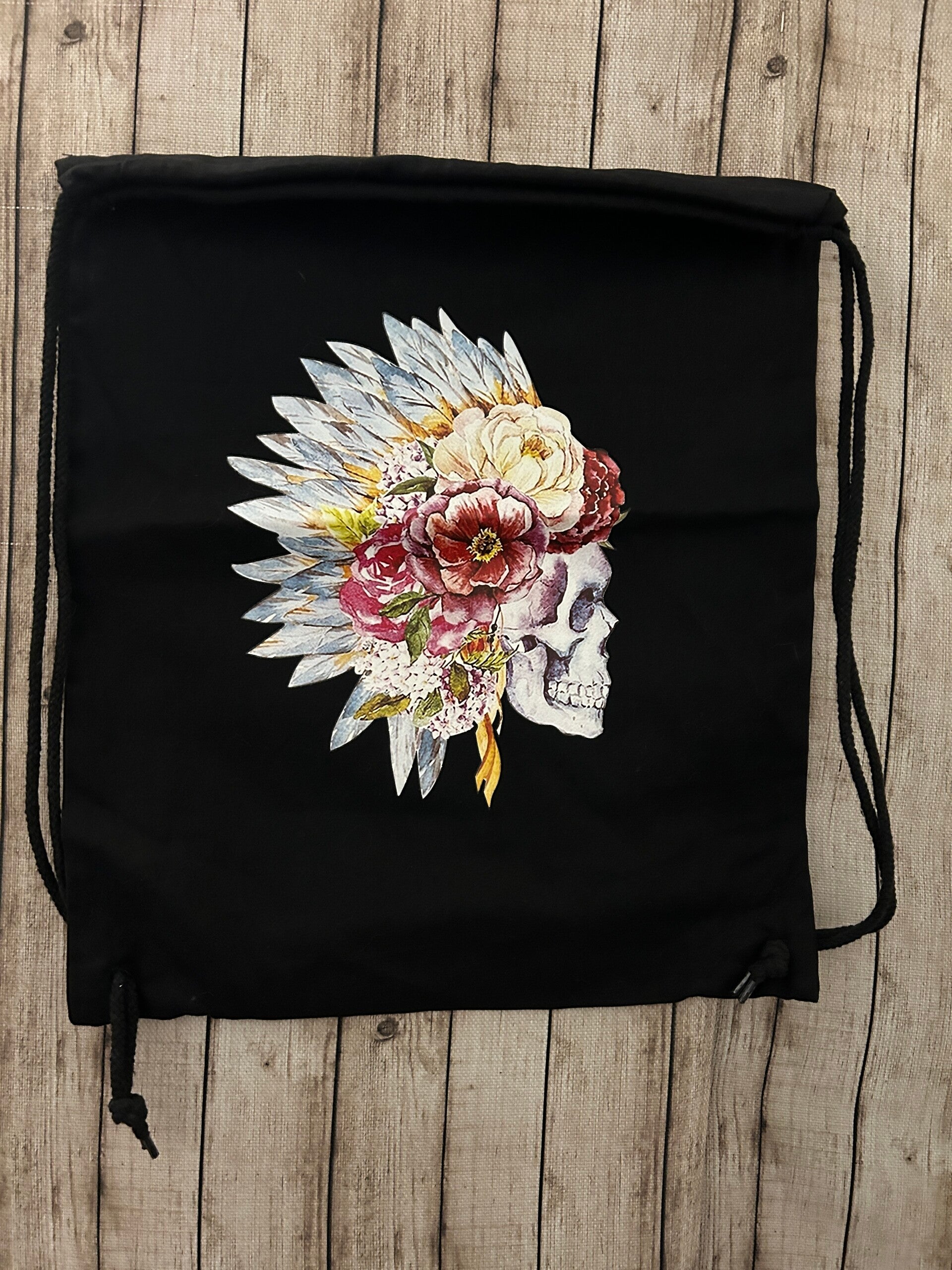 Turnbeutel „Flower Skull“ mit Totenkopf & Blumen – Schwarz