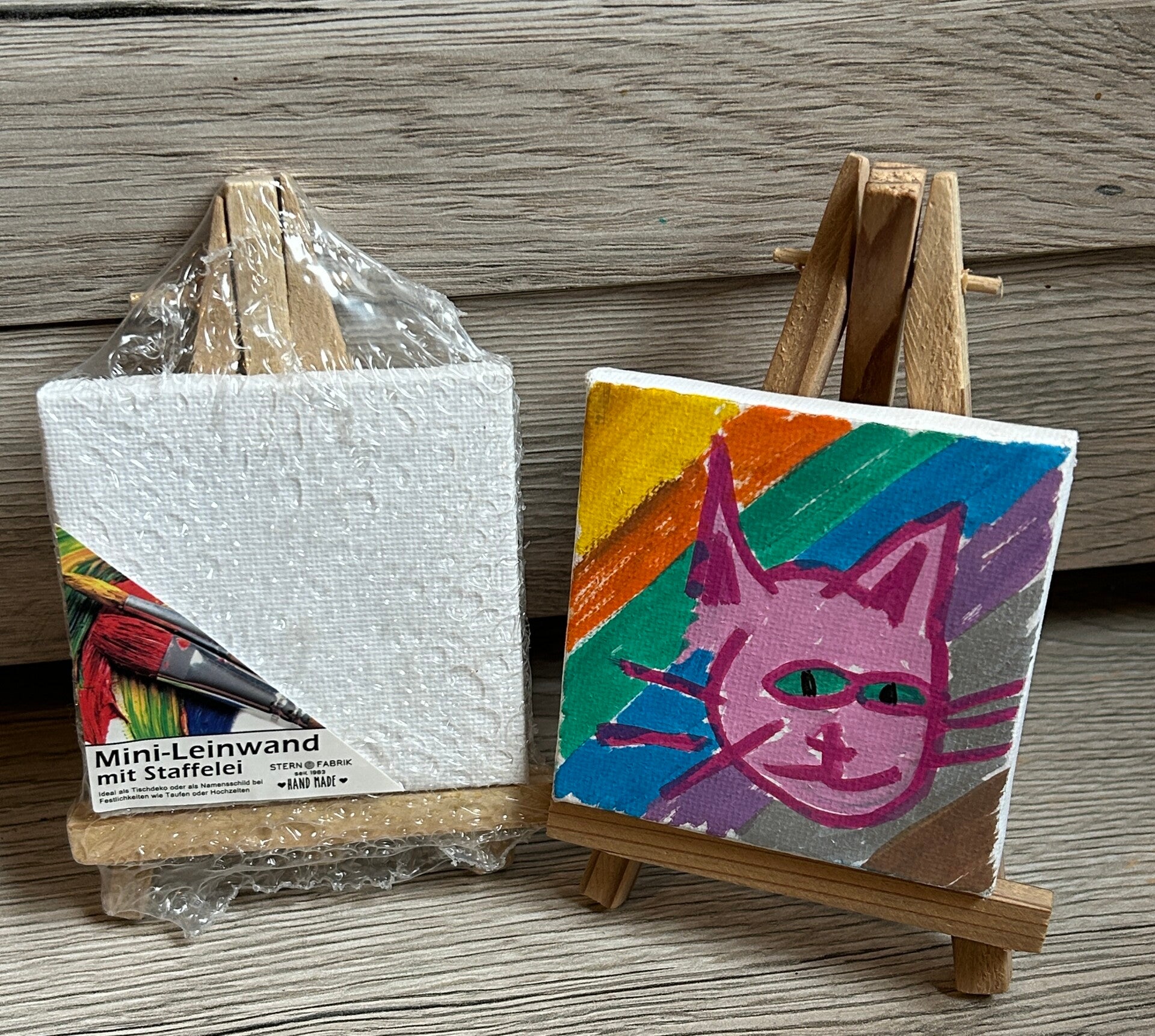 Mini-Leinwand mit Staffelei – 7 × 7 cm | DIY & Basteln