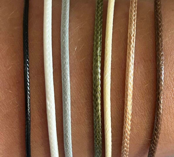 Schmuckkordel in Lederoptik mit Verschluss – verschiedene Farben