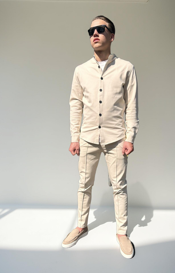 Heren kledingset met lange broek & blouse met lange mouw beige