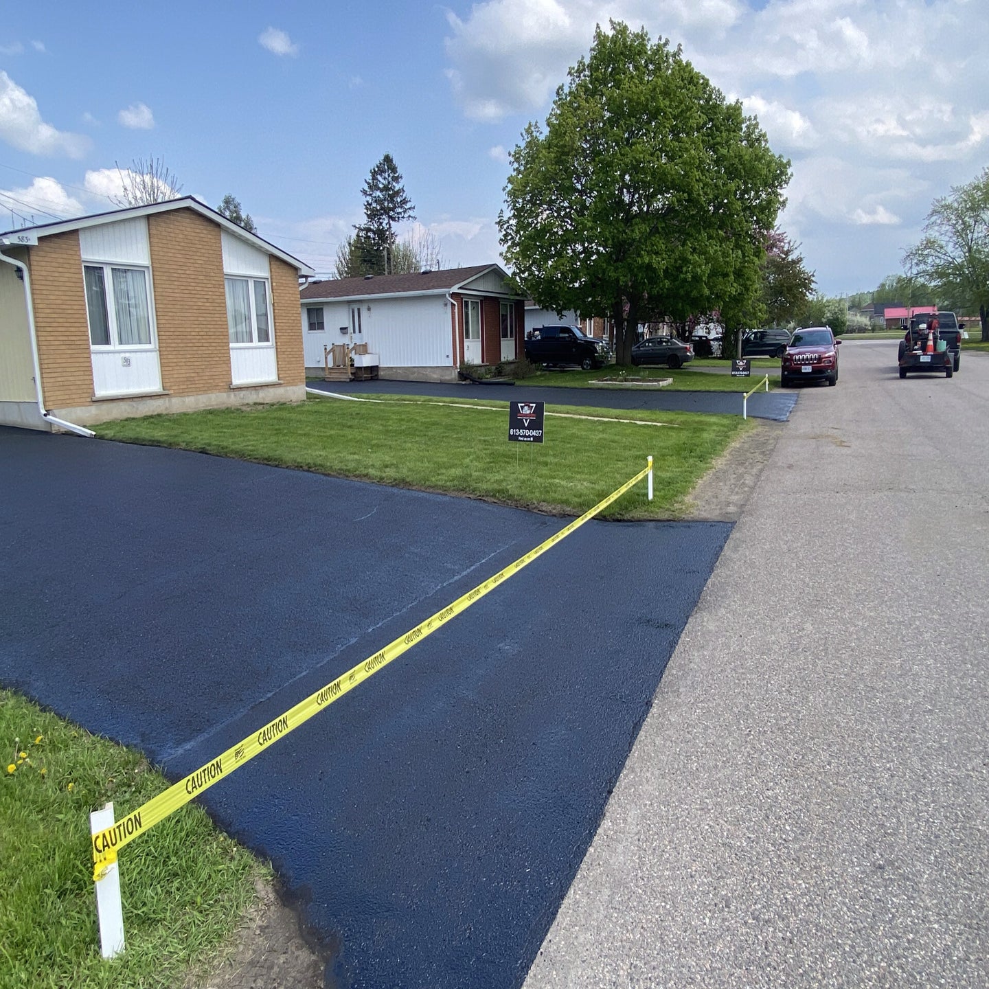 Curved asphalt driveway