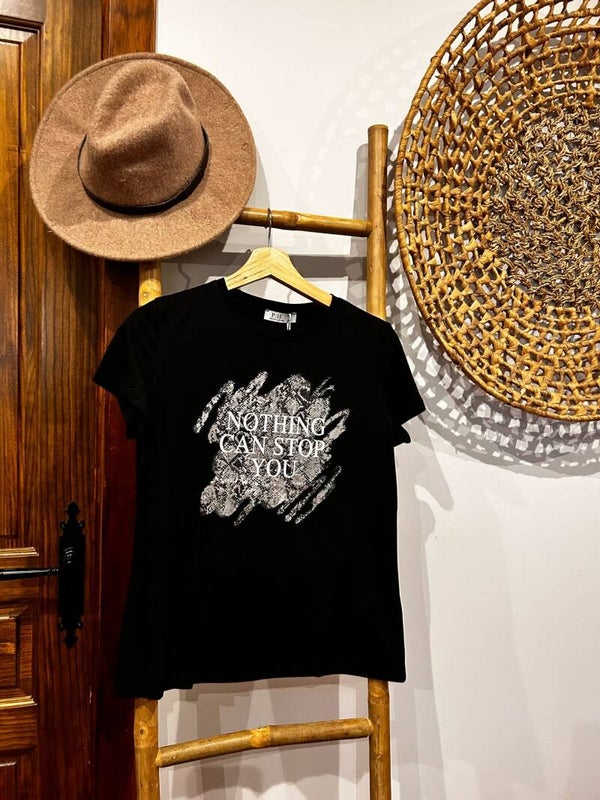 Camiseta ''Nothing can stop you''