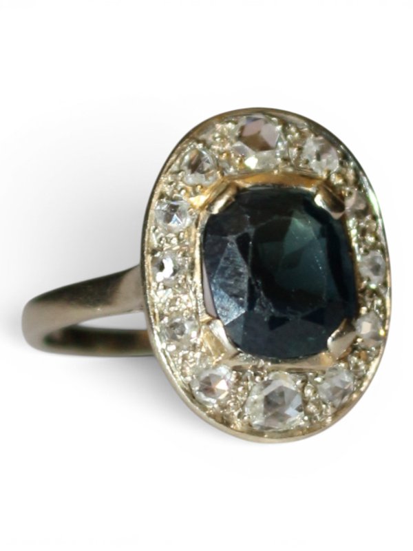 Bague ovale saphir diamants 1925