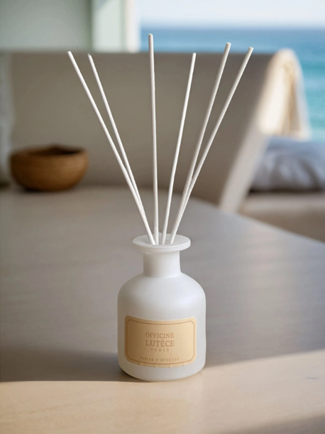 Luxe Aura – Velvet Sandal