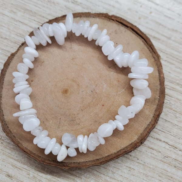 Bracciale in elastico con chips Pietra di Luna Bianca
